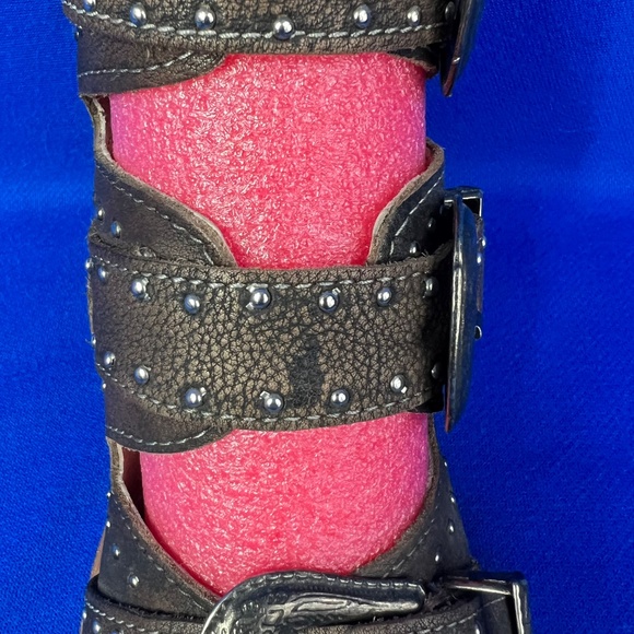 •|•FREEBIRD BY STEVEN•| Brown Violet Leather Triple Buckle Bootie/Sandal Sz 6-7 - Picture 6 of 16